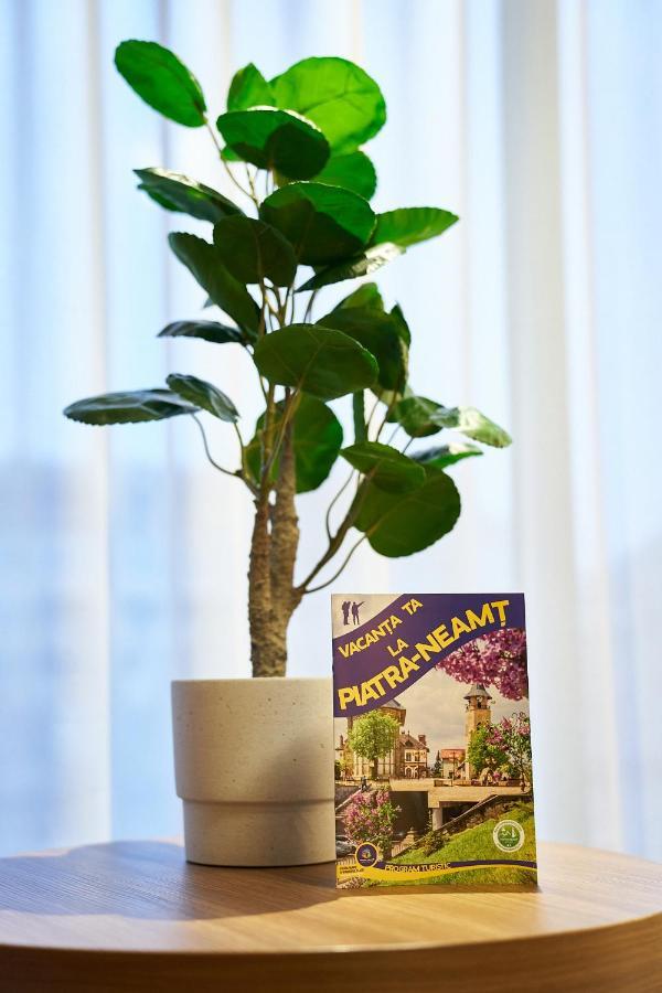 Petrodava One Piatra Neamţ エクステリア 写真