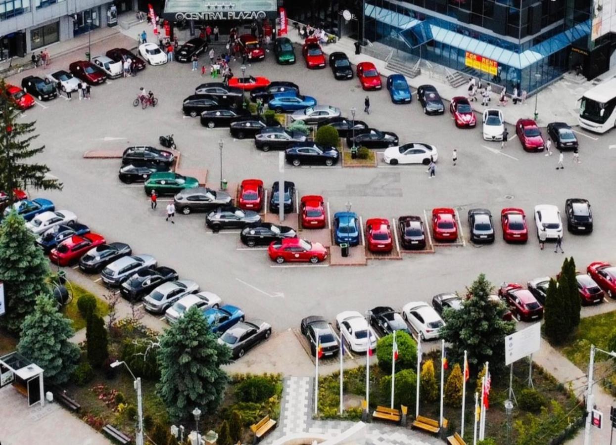 Petrodava One Piatra Neamţ エクステリア 写真